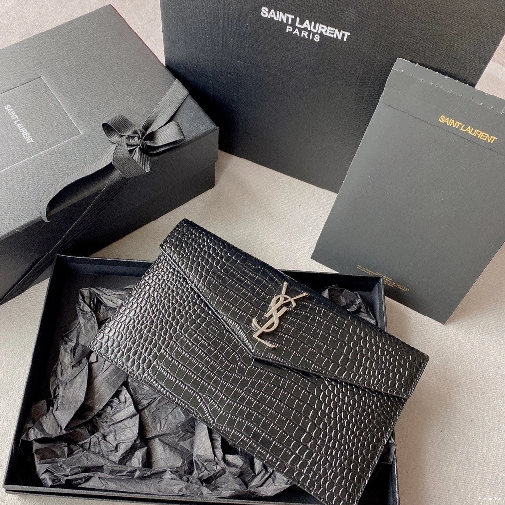 YSL UPTOWN POUCH 0709